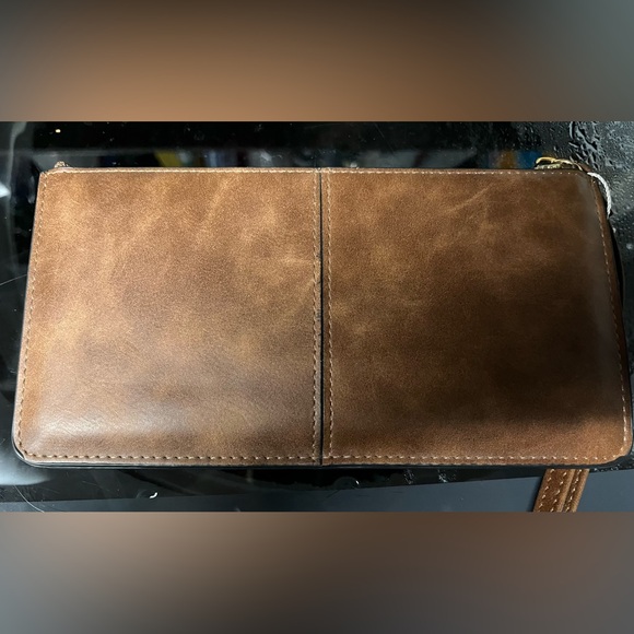 Jen & Co Handbags - Classic Brown Leather Women's Wallet